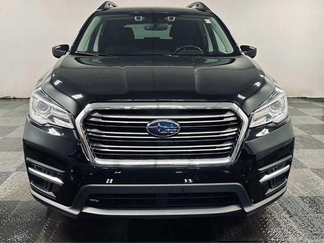 2022 subaru ascent premium 8-passenger