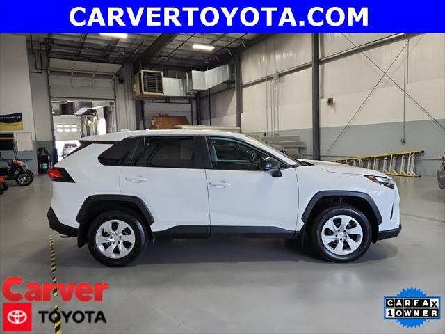 2023 toyota rav4 le