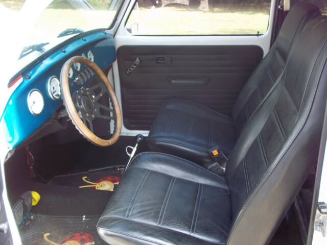 1974 volkswagon bettle classic baja bug