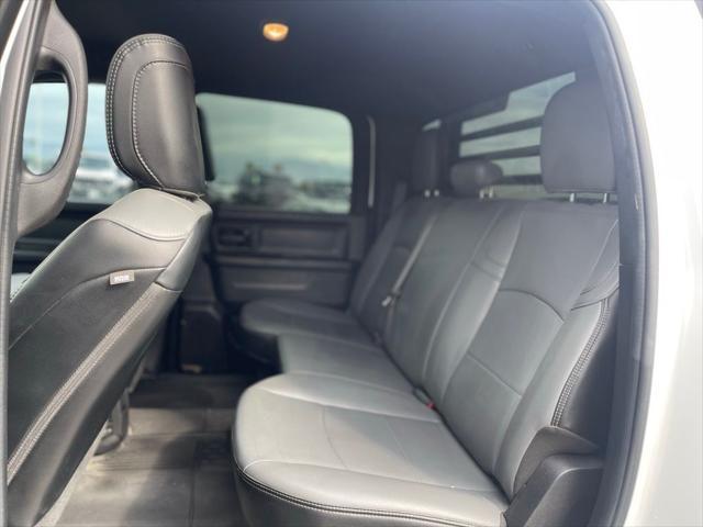 2022 ram 2500 tradesman crew cab 4x4 8' box