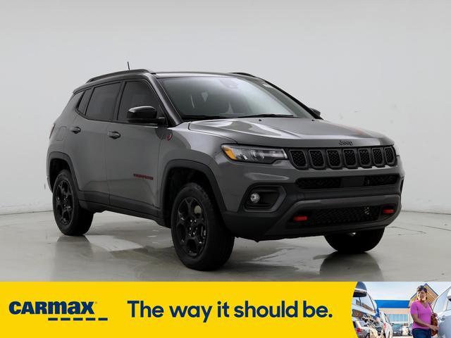 2023 jeep compass trailhawk