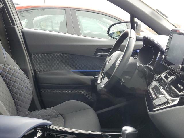 2021 toyota c-hr xle