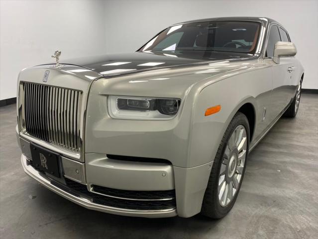 2018 rolls-royce phantom sedan