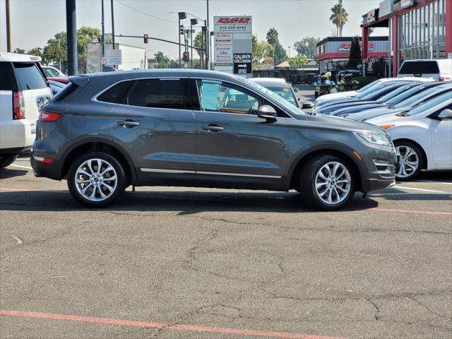2017 lincoln mkc select