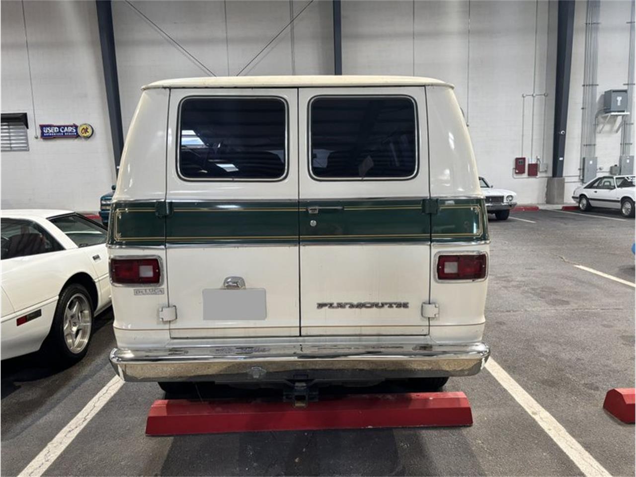 1976 plymouth voyager