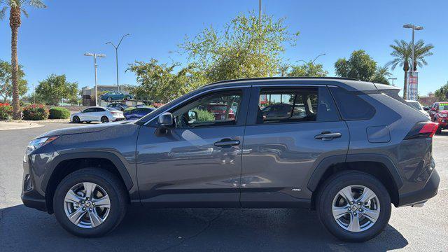 2024 toyota rav4 hybrid le