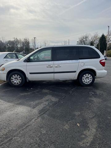 2006 chrysler town & country base