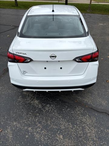 2021 nissan versa 1.6 s