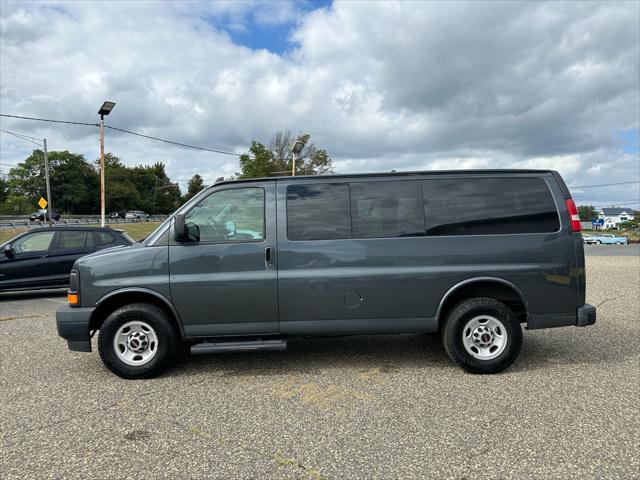 2017 gmc savana 2500 ls