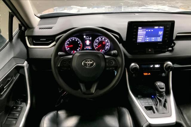 2021 toyota rav4 le