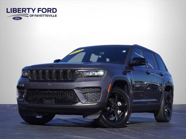 2023 jeep grand cherokee altitude