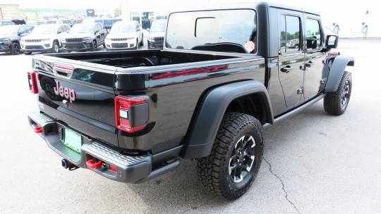 2024 Jeep Gladiator