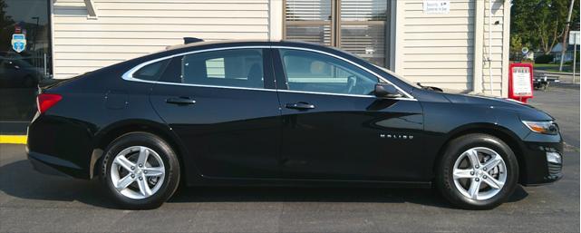 2023 chevrolet malibu 4dr sdn 1lt