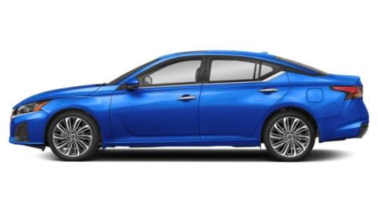 2025 Nissan Altima