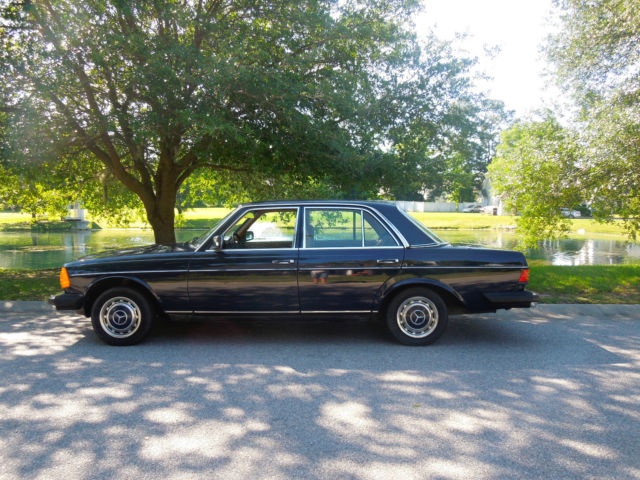 1982 mercedes-benz 240d base sedan 4-door 2.4l