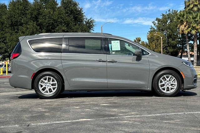 2022 chrysler pacifica touring l