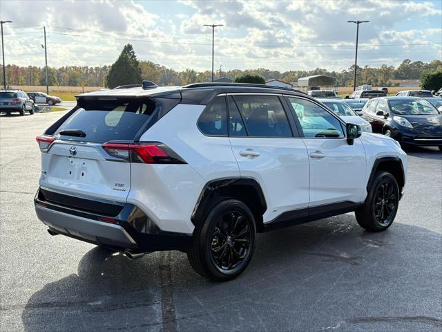 2024 toyota rav4 hybrid se