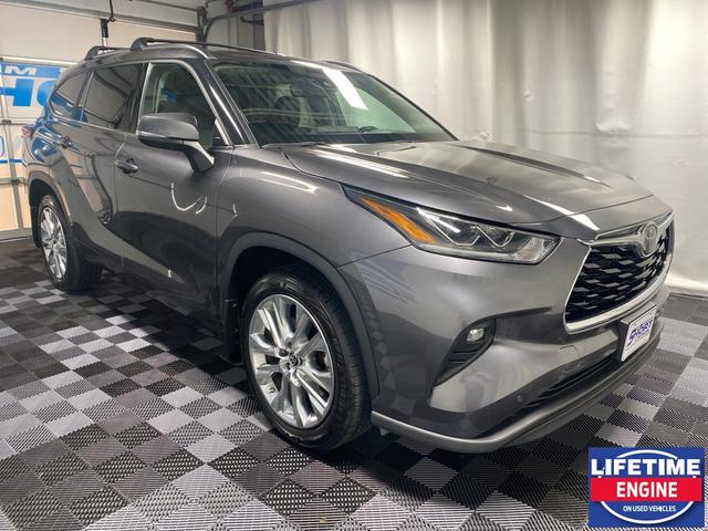 2022 toyota highlander limited
