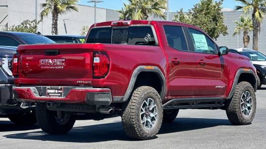 2024 GMC Canyon