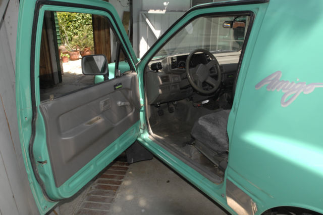 1992 isuzu amigo 4x4 closed cab one of a kind 92441 miles rare