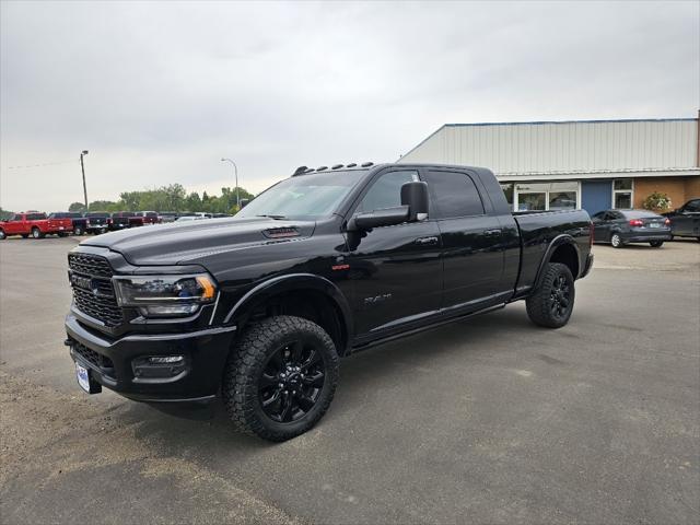 2022 ram 3500 limited mega cab 4x4 6'4' box