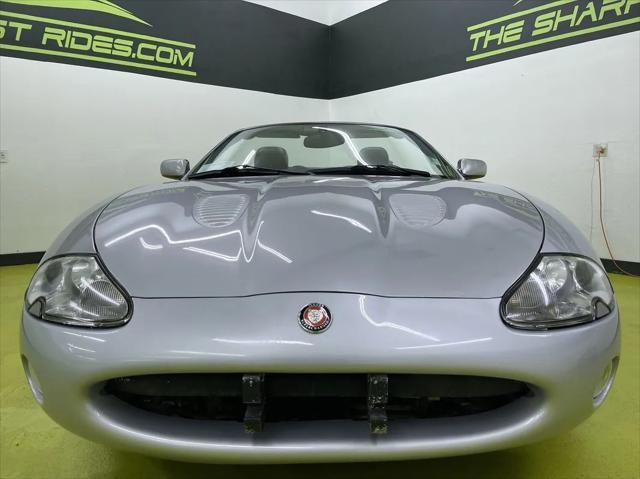 2001 jaguar xkr base
