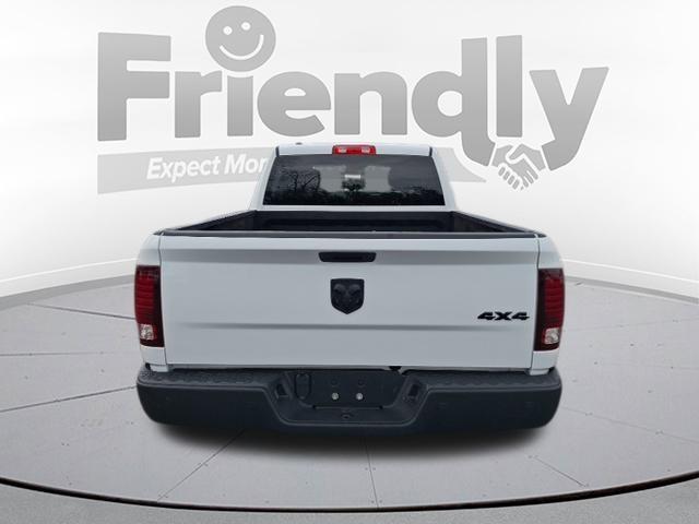 2022 ram 1500 classic warlock quad cab 4x4 6'4' box