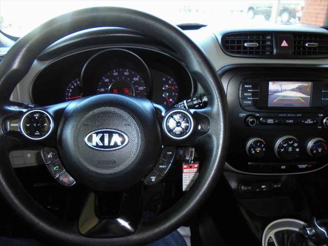 2016 kia soul base