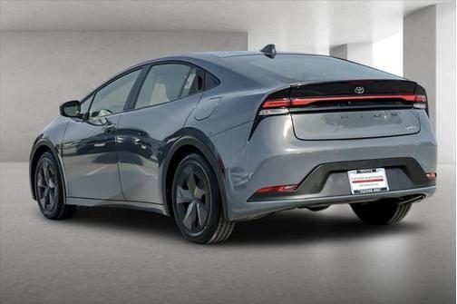 2023 toyota prius