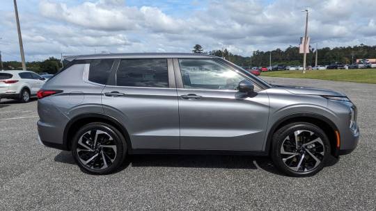 2022 Mitsubishi Outlander