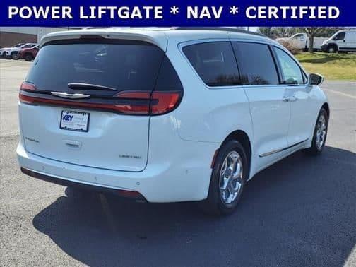 2022 chrysler pacifica limited in xenia, ohio
