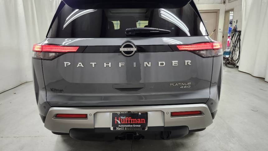 2022 nissan pathfinder platinum