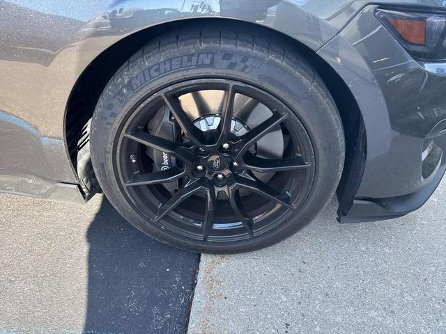 2019 ford shelby gt350 base