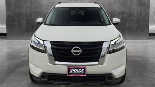 2022 nissan pathfinder sv