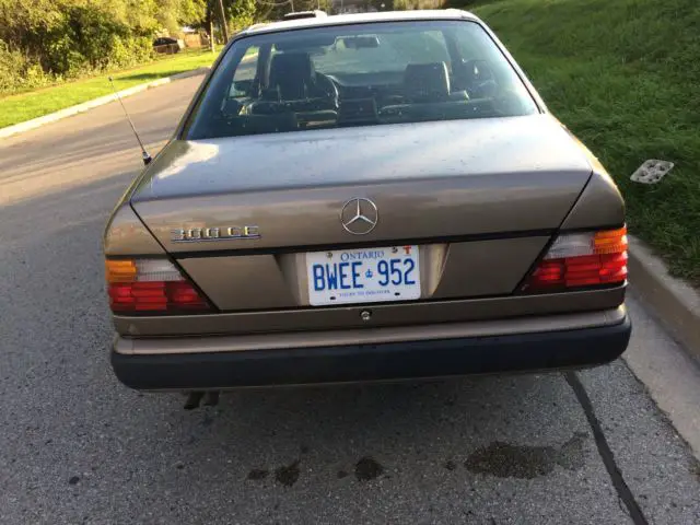 1988 mercedes benz 300 ce coupe/ star car