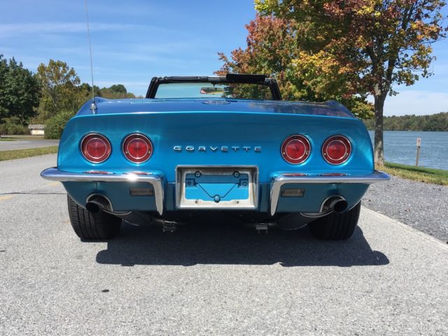 1968 chevrolet corvette convertible / hard and soft top