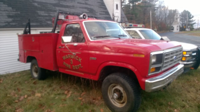 1982 f-350 ford 4wd former municipal fire brush truck 8 cyl t.o.w. low mileage