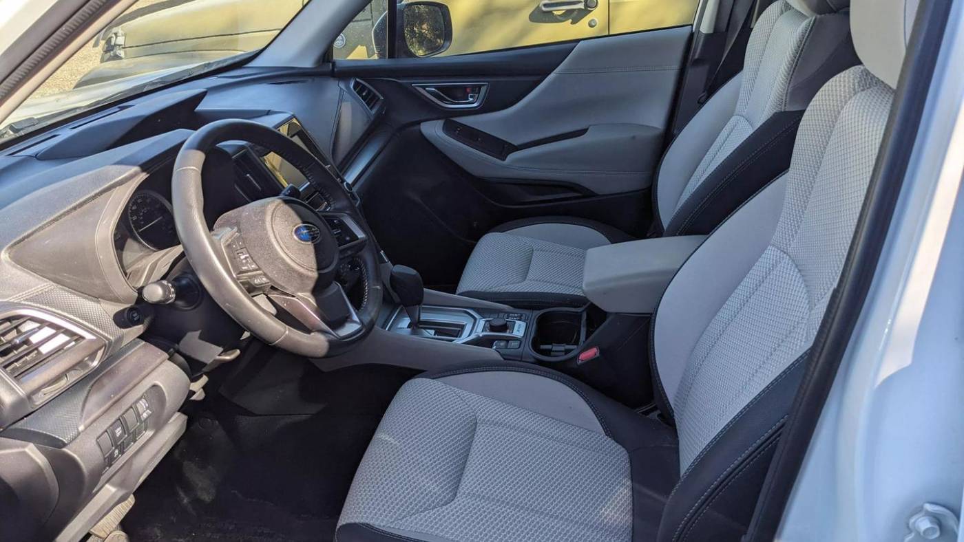 2023 subaru forester premium