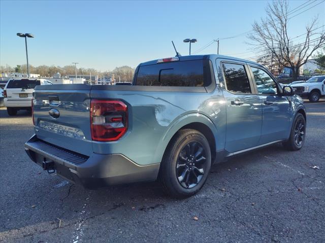 2023 ford maverick lariat