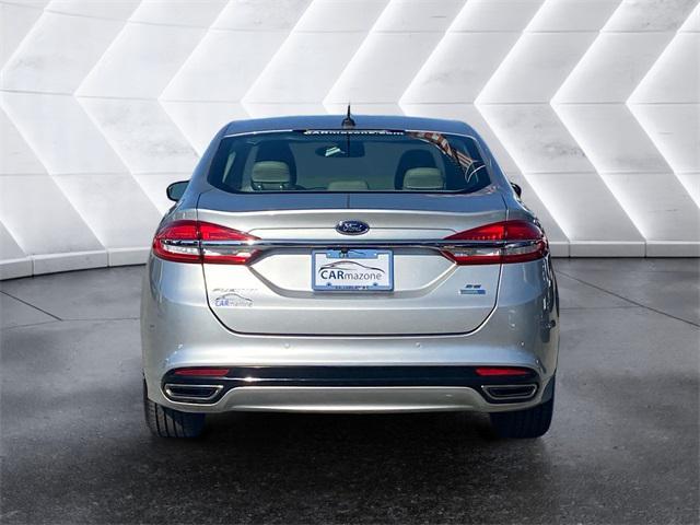 2017 ford fusion se