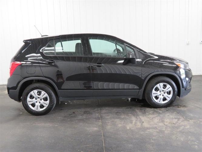 used 2017 chevrolet trax fwd ls grandville, mi 49418 for sale in grandville, michigan