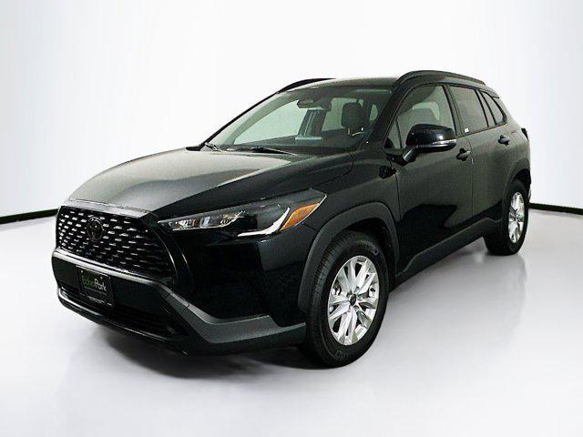2024 toyota corolla cross le