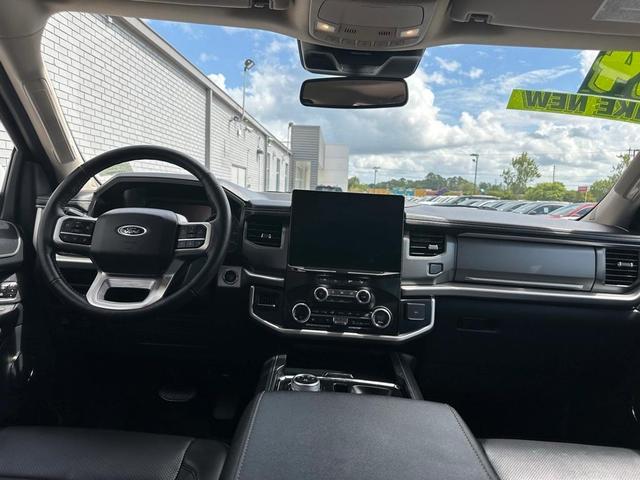 2024 ford expedition max xlt
