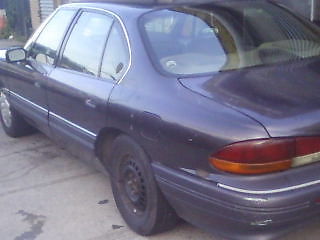 1993 pontiac bonneville se sedan 4-door 3.8l