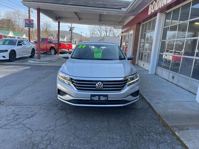 2020 volkswagen passat 2.0t se