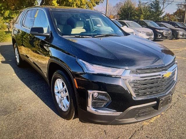 2022 chevrolet traverse ls