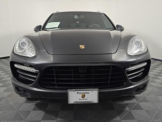 2011 porsche cayenne turbo