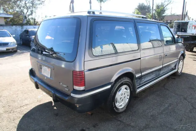 1991 plymouth grand voyager v6 3.3l automatic no reserve