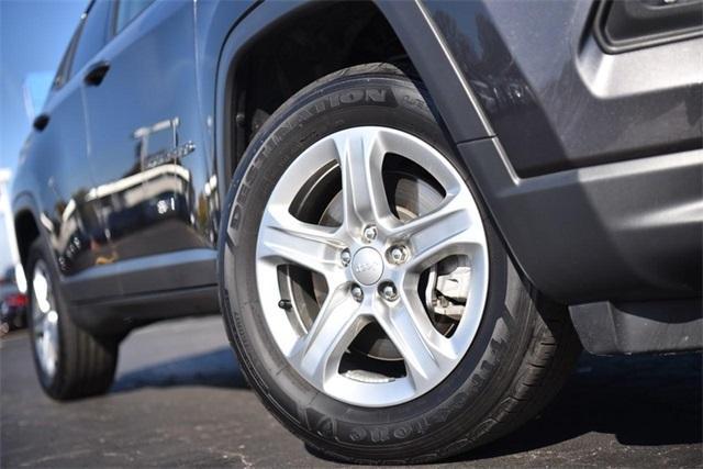 2023 jeep compass latitude