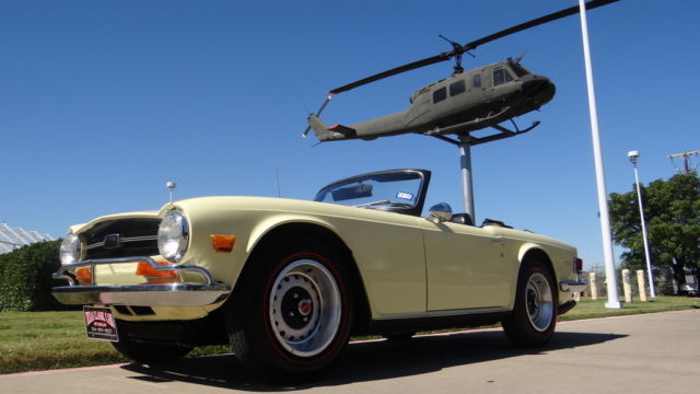 1970 triumph tr-6 convertible -yellow hardtop restored roadster